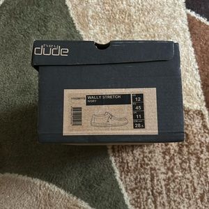 Men’s size 12 Hey Dudes